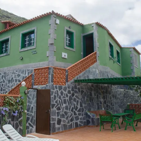 Casa Con Terraza, * Hermigua